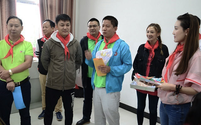 “六一微心愿，愛(ài)心暖童心”湘江電纜攜手村長(zhǎng)李銳愛(ài)心傳遞 點(diǎn)亮未來(lái)