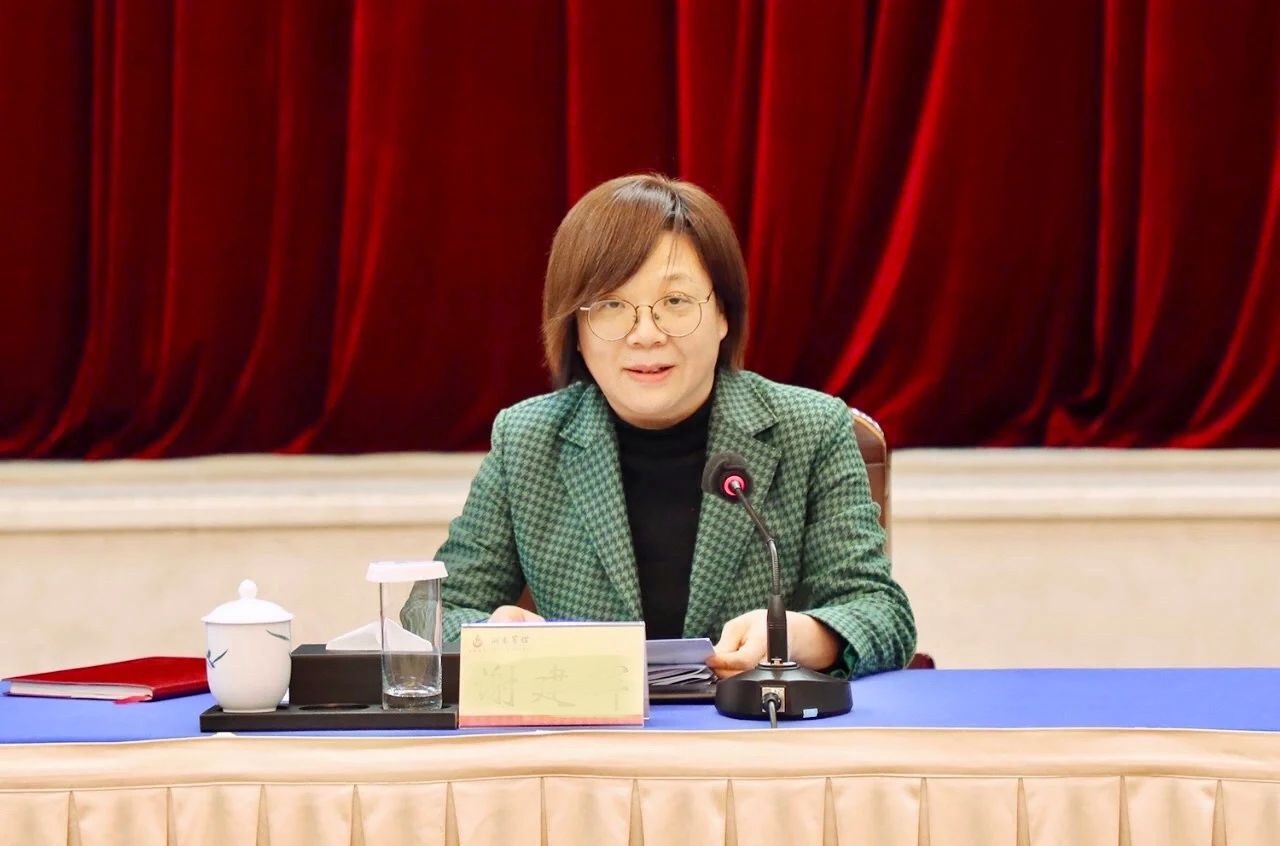 毛偉明省長出席全省民營企業(yè)家座談會，湘江電纜董事長侯少斌應(yīng)邀參加