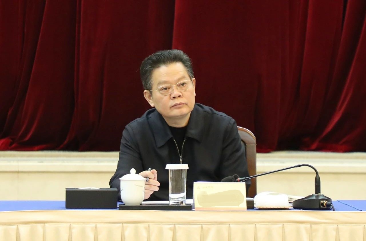 毛偉明省長出席全省民營企業(yè)家座談會，湘江電纜董事長侯少斌應(yīng)邀參加